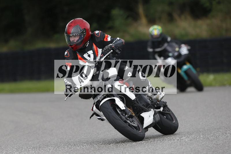 /37 28.07.2025 Dunlop Ride und Test Day ADR/Einsteiger gruen/40
